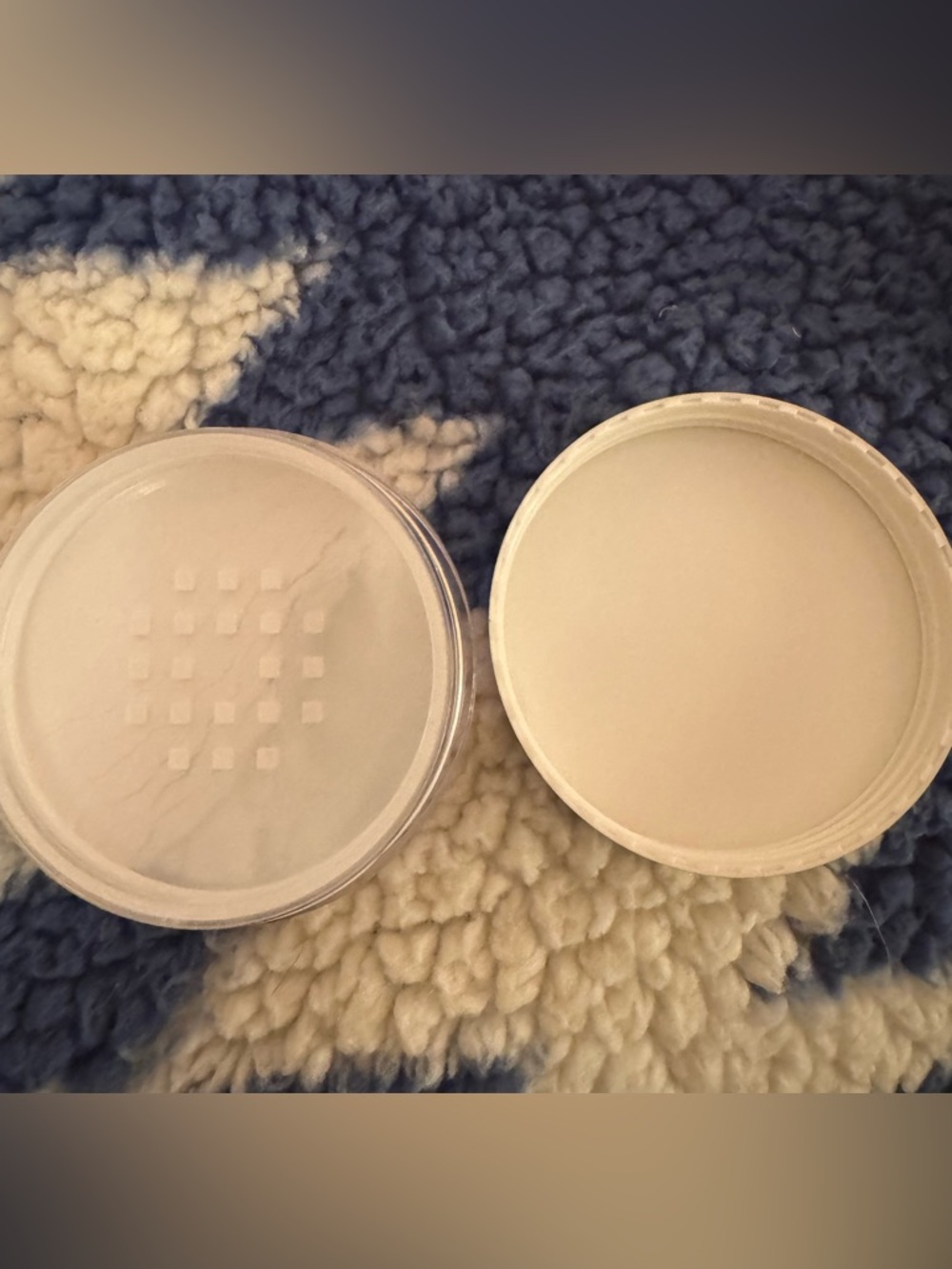 Ciaté London Extraordinary Translucent Setting Powder - Picture 3 of 4